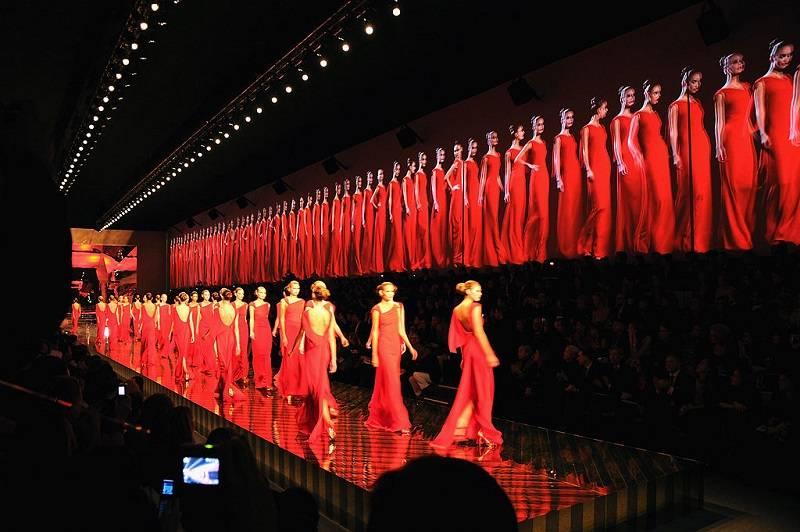 红垂野岸樱还熟_垂铃了6号红核桃苗价格_