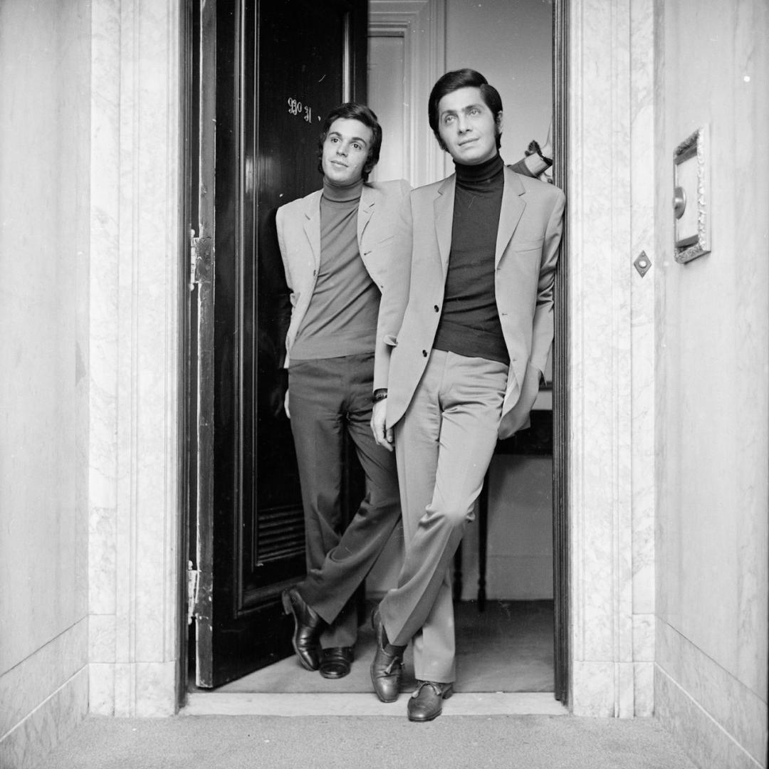 垂铃了6号红核桃苗价格__红垂野岸樱还熟