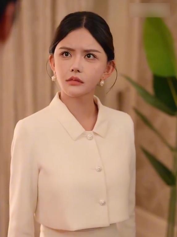 整容整惨的明星_整容悲剧_