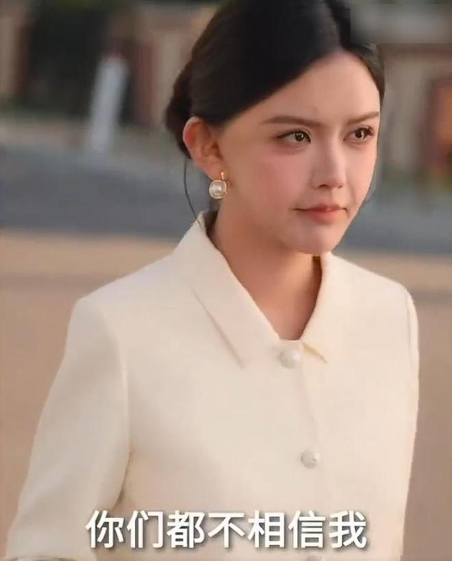 整容悲剧_整容整惨的明星_