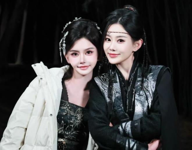 整容悲剧_整容整惨的明星_