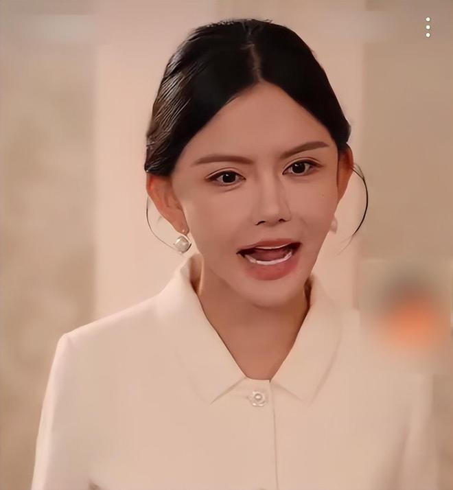 _整容整惨的明星_整容悲剧