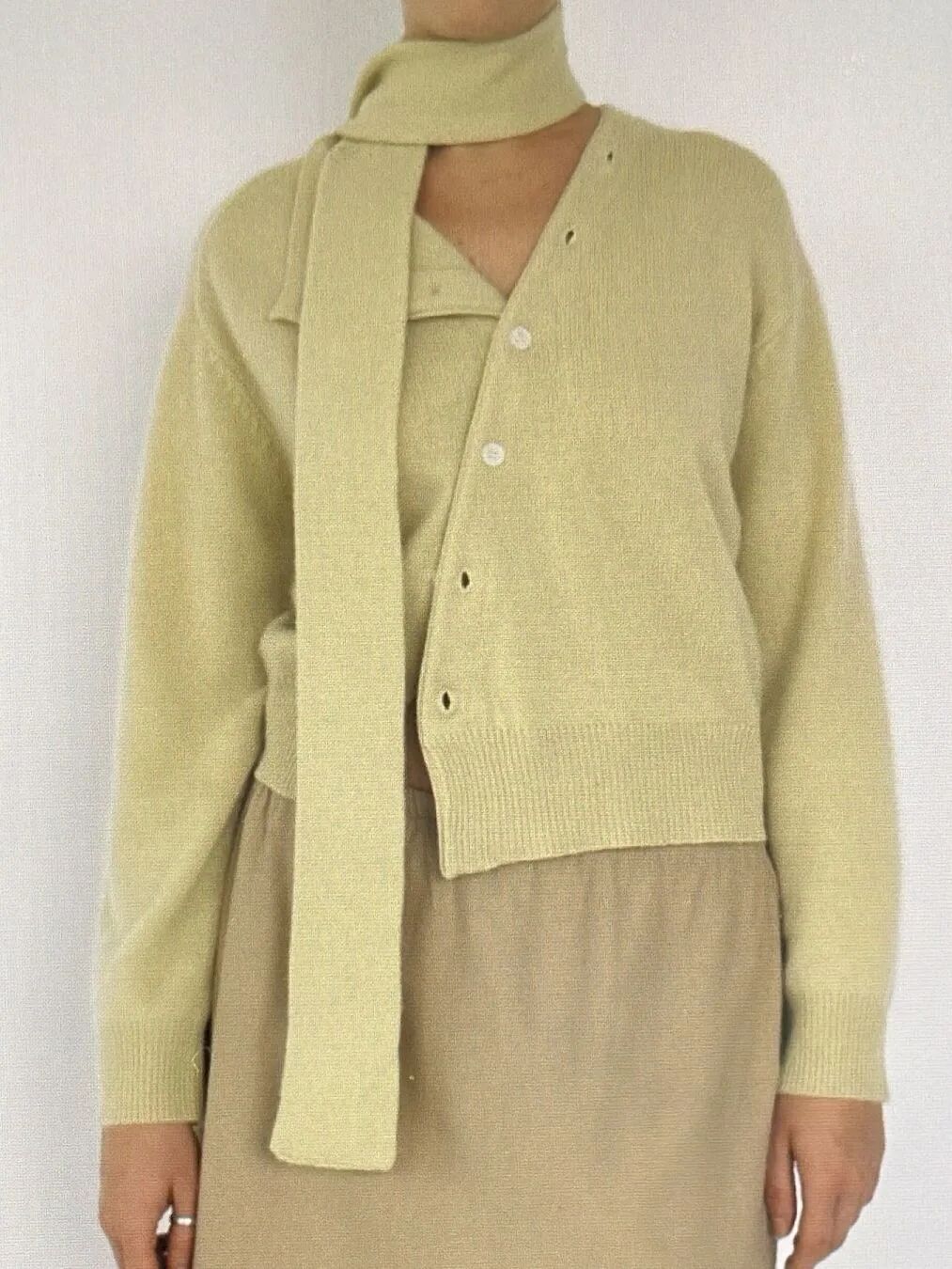 从老钱到老铁，羊绒衫是怎么占领所有人衣橱的？_从老钱到老铁，羊绒衫是怎么占领所有人衣橱的？_