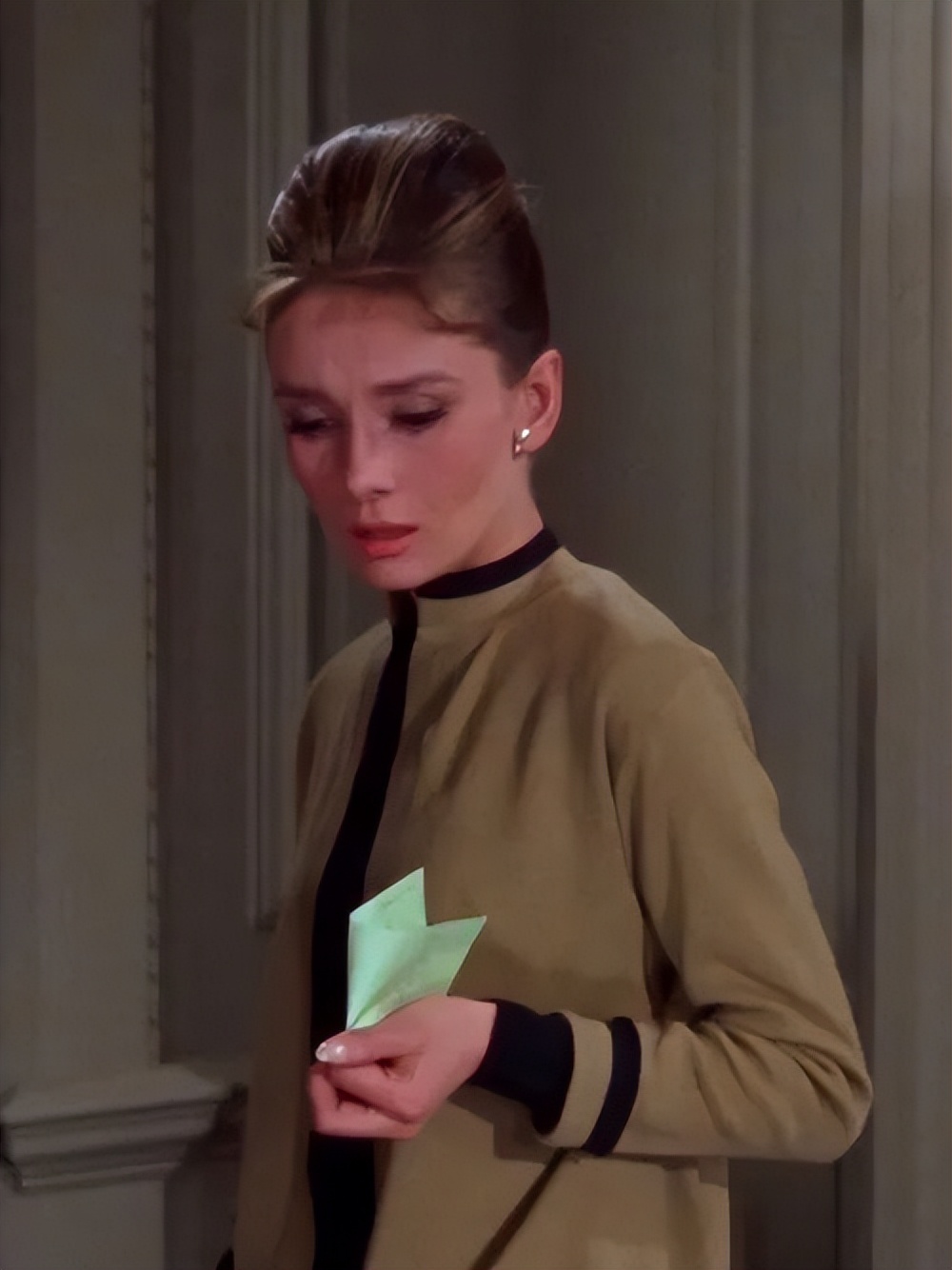 _从老钱到老铁，羊绒衫是怎么占领所有人衣橱的？_从老钱到老铁，羊绒衫是怎么占领所有人衣橱的？