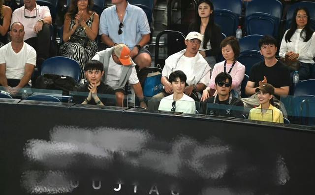 周杰伦王俊凯飙车_周杰伦王俊凯ae86_