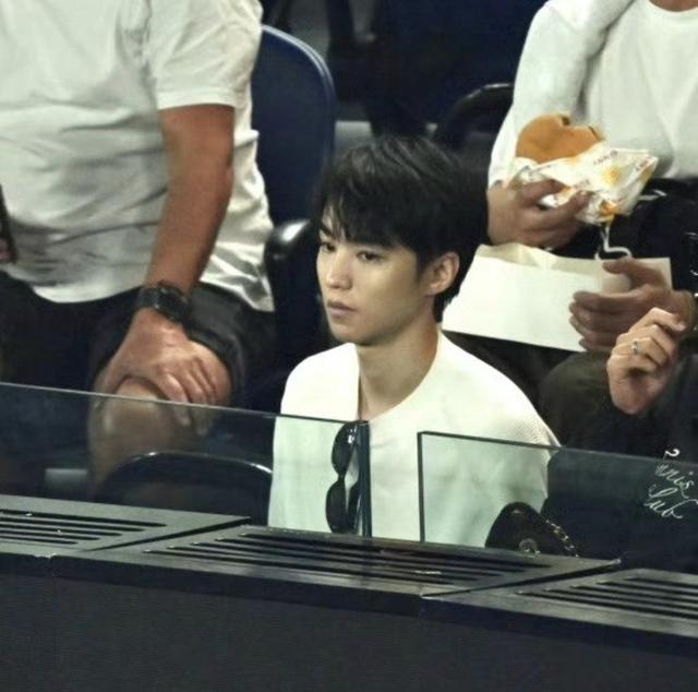 _周杰伦王俊凯飙车_周杰伦王俊凯ae86