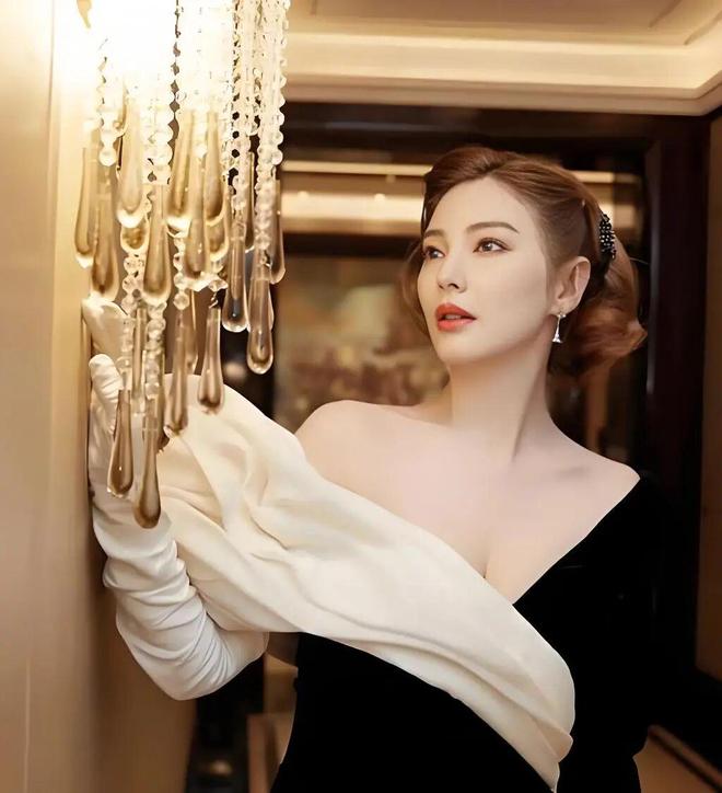 张雨绮凉透实锤！葛晓倩隐忍8年，杨天真沉默藏猫腻_张雨绮凉透实锤！葛晓倩隐忍8年，杨天真沉默藏猫腻_