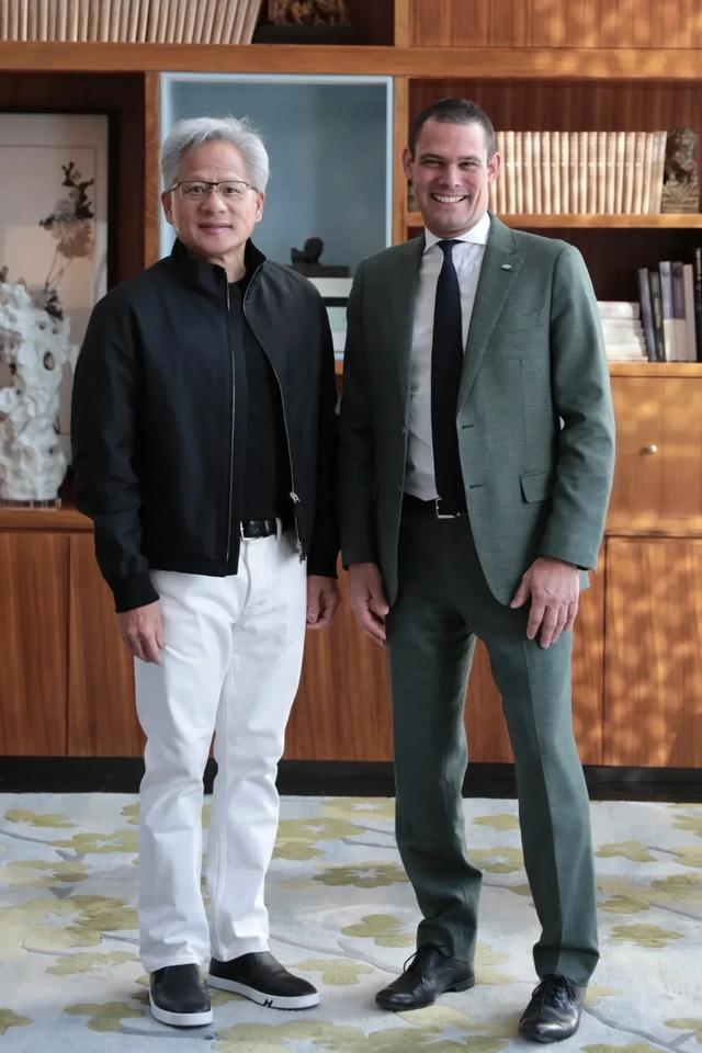 上海大爷太烦_上海本地大爷_