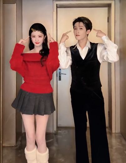 沈月拿下B站百大，李现暴走18公里：明星“抢博主饭碗”的时代来了？_沈月拿下B站百大，李现暴走18公里：明星“抢博主饭碗”的时代来了？_