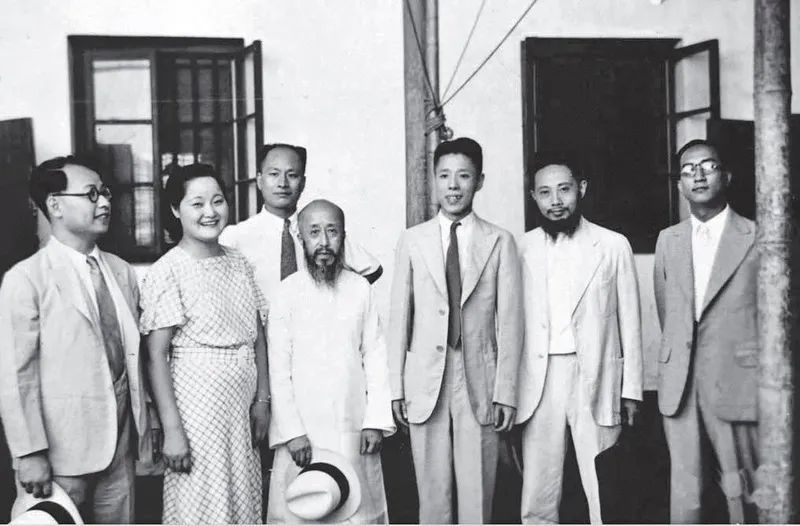 _凯迪拉克服装_凯迪拉克西装暴徒价格