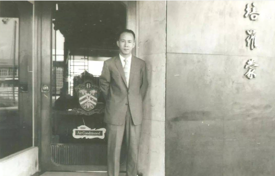 _凯迪拉克西装暴徒价格_凯迪拉克服装