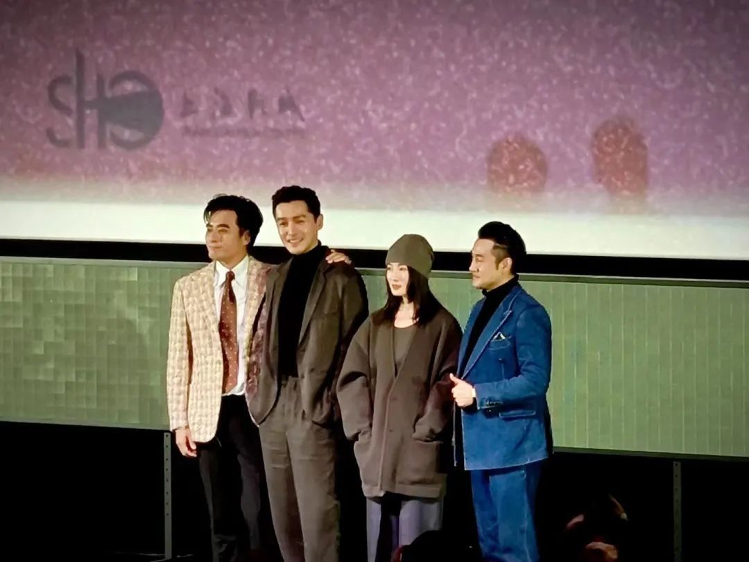 凯迪拉克西装暴徒价格__凯迪拉克服装