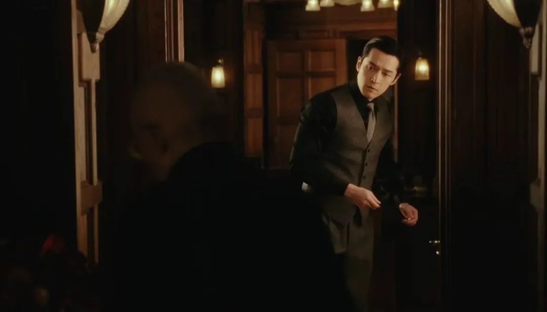 凯迪拉克服装_凯迪拉克西装暴徒价格_