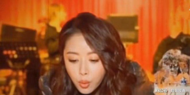 昆明真爱岁月小区__劳斯莱斯魅影鎏金岁月