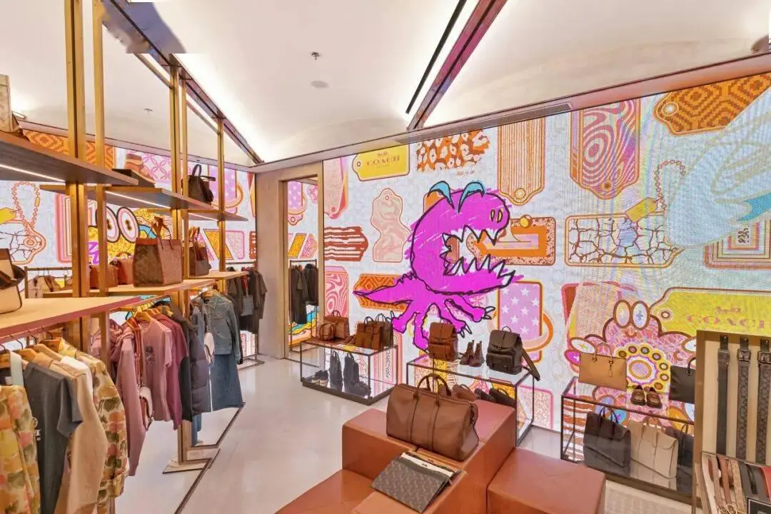 Super TALENT：站在桌上跳舞，与千万人成为朋友——艺术家Felix勺子_Super TALENT：站在桌上跳舞，与千万人成为朋友——艺术家Felix勺子_