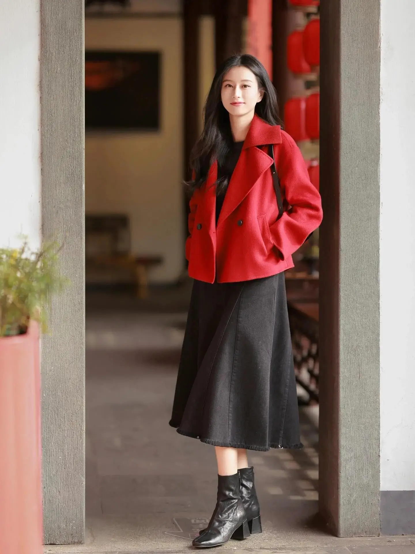 _抹茶绿大衣减龄吗_短圈发型图片女圆脸