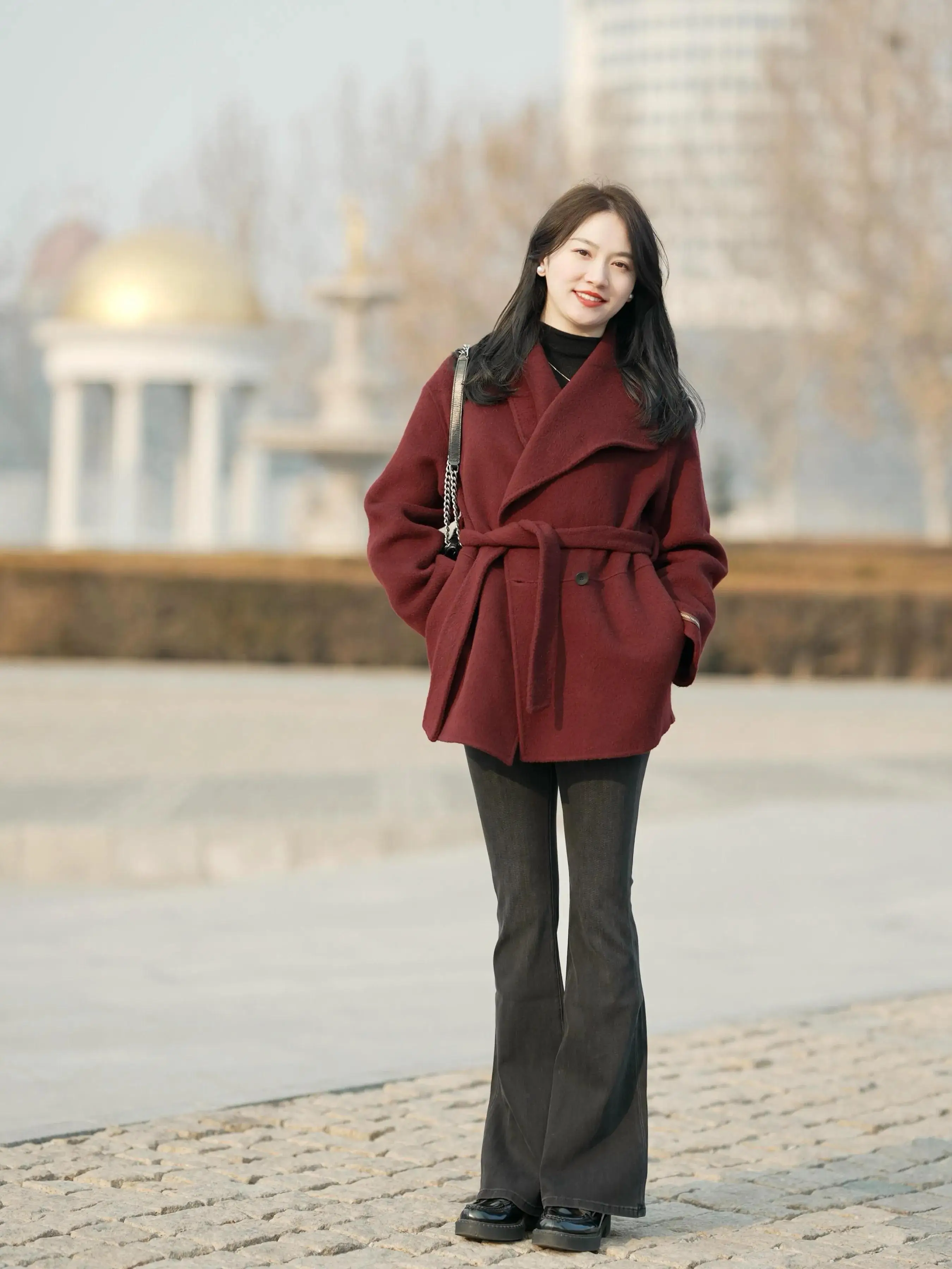 抹茶绿大衣减龄吗_短圈发型图片女圆脸_