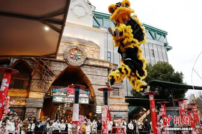 _上海春节氛围_上海春节期间有什么好玩的