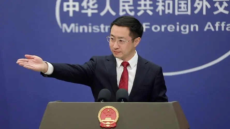 自讨苦吃！国家早发提醒却无视，如今雪封城，数千游客被滞留日本__自讨苦吃！国家早发提醒却无视，如今雪封城，数千游客被滞留日本