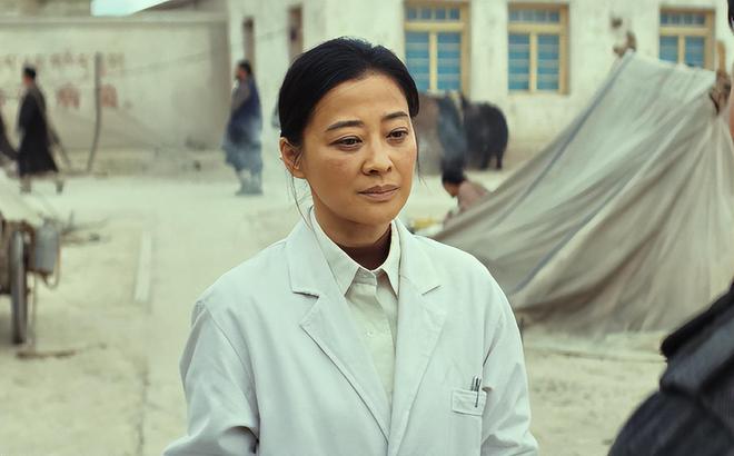 杨紫新剧爆火动了谁的奶酪？央视都看不下去了，为她发声真解气__杨紫新剧爆火动了谁的奶酪？央视都看不下去了，为她发声真解气