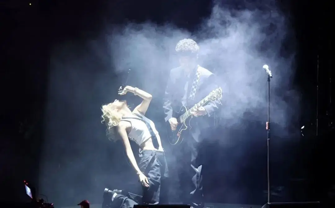 坏员黑化格莱美是谁__坏员黑化格莱美小说