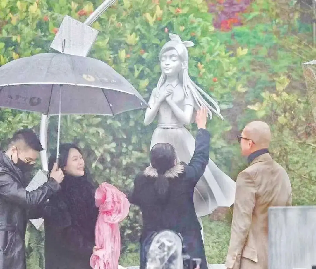 离去的人活着的人__人活着死了的句子