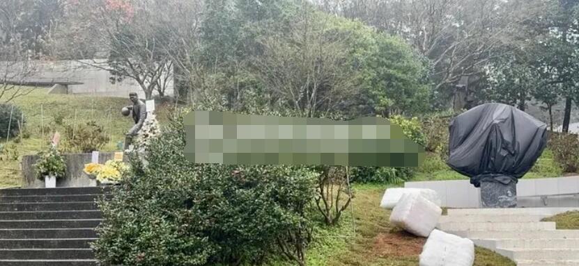 _大S纪念雕像完成！具俊晔设计太巧妙，多处暗藏真爱密码令人泪目_大S纪念雕像完成！具俊晔设计太巧妙，多处暗藏真爱密码令人泪目