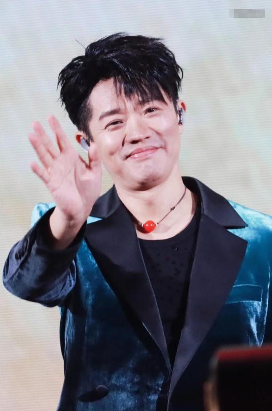 已婚女人梦见家里被盗报警了_胶原羹怎么吃_