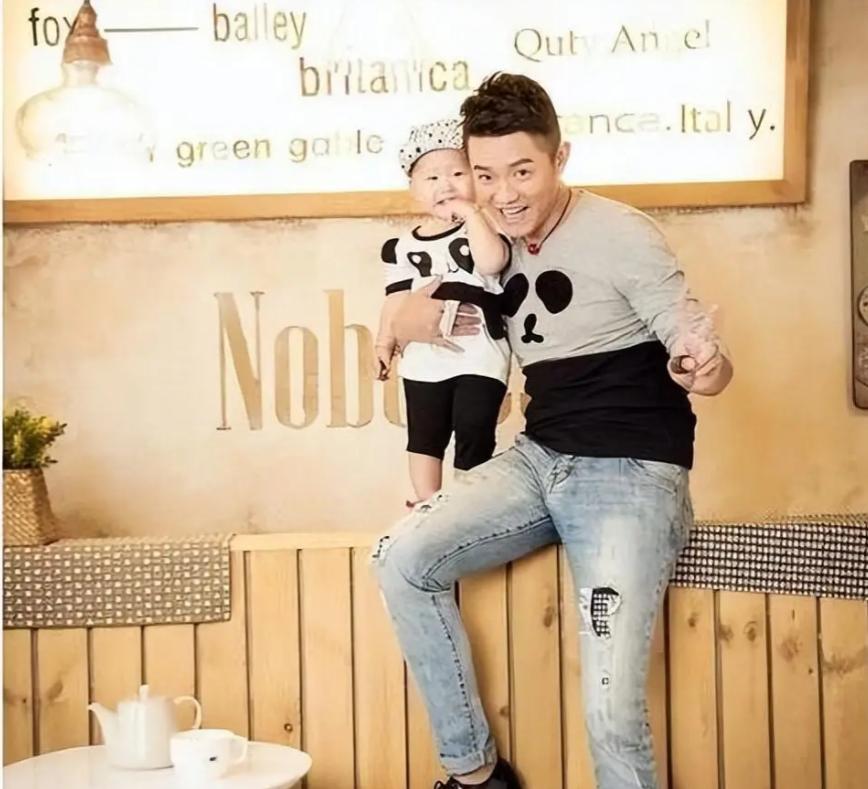 胶原羹怎么吃_已婚女人梦见家里被盗报警了_