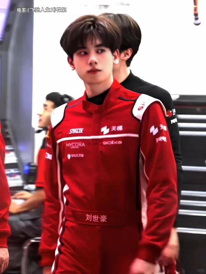 沈腾携好友强势回归，《飞驰人生3》会成为你的春节档首选吗？_沈腾携好友强势回归，《飞驰人生3》会成为你的春节档首选吗？_