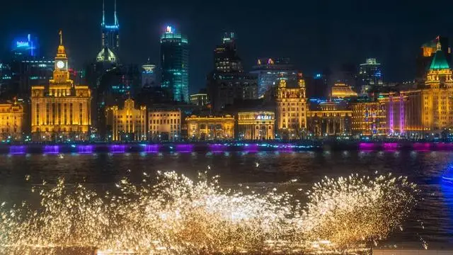 _上海过年感觉要是下雪了_上海过年的时候人多吗