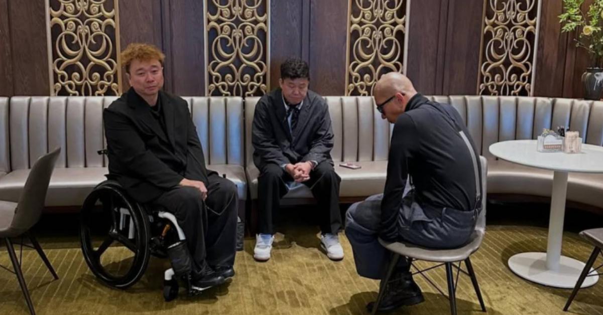 具俊晔休息室泪崩照曝光！一边听歌一边哭，卫生纸上写满大S名字_具俊晔休息室泪崩照曝光！一边听歌一边哭，卫生纸上写满大S名字_