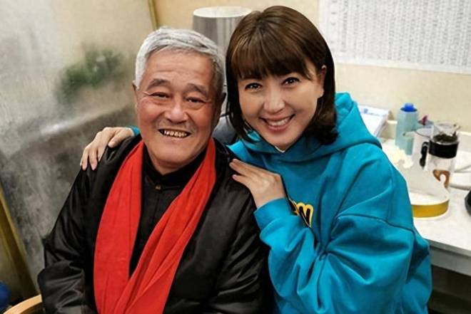 闫学晶的老公是谁_闫学晶的老公_