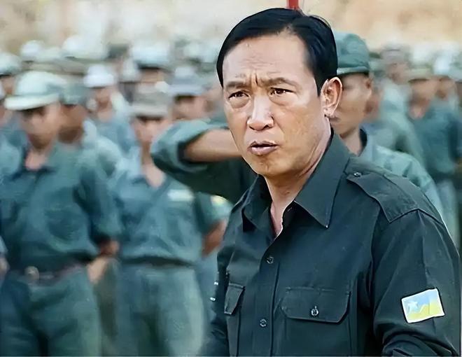 大毒枭坤沙：从不向中国贩毒，手握六个师兵力，美国：可怕的敌人