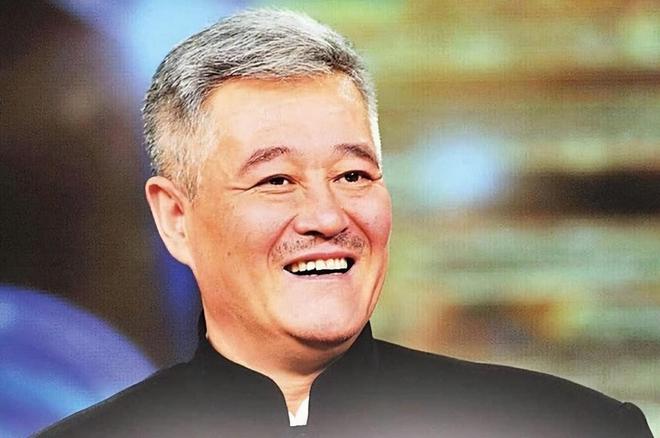 _春晚小品引争议_春晚小品太尴尬了