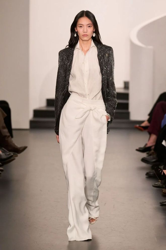 2020早春流行趋势_2020早春穿搭_