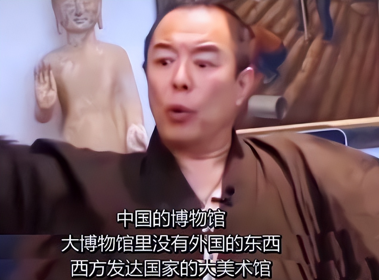 _善恶终有报！放弃国籍、贬低中国，68岁瘫在轮椅的张铁林活成笑话_善恶终有报！放弃国籍、贬低中国，68岁瘫在轮椅的张铁林活成笑话