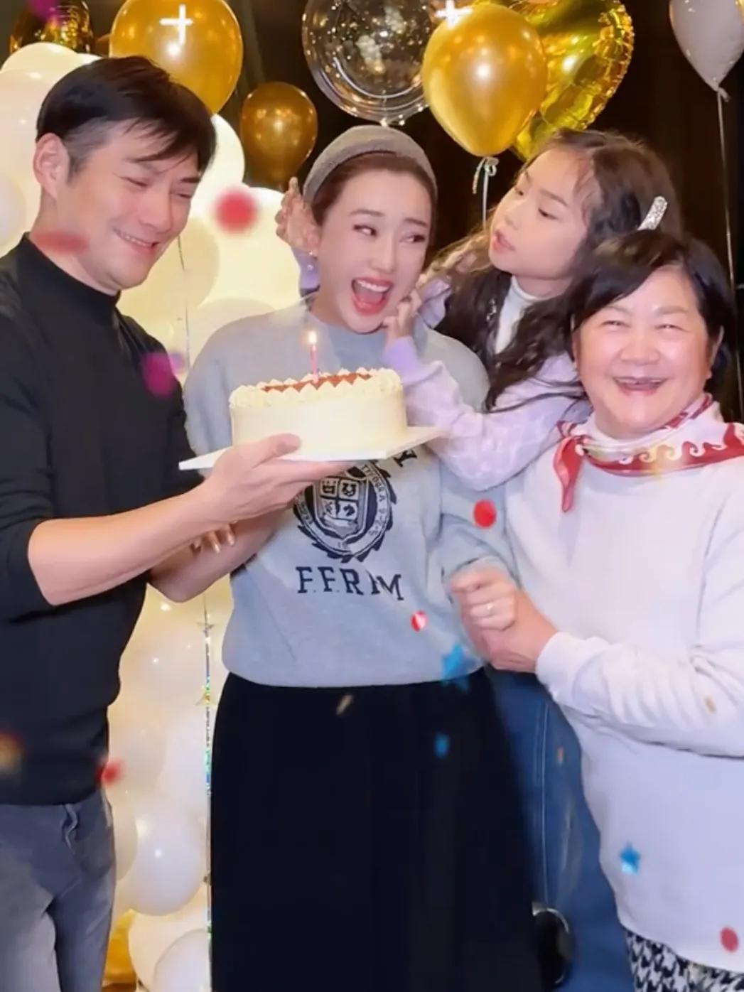 公婆亲孩子__婆媳亲全家和