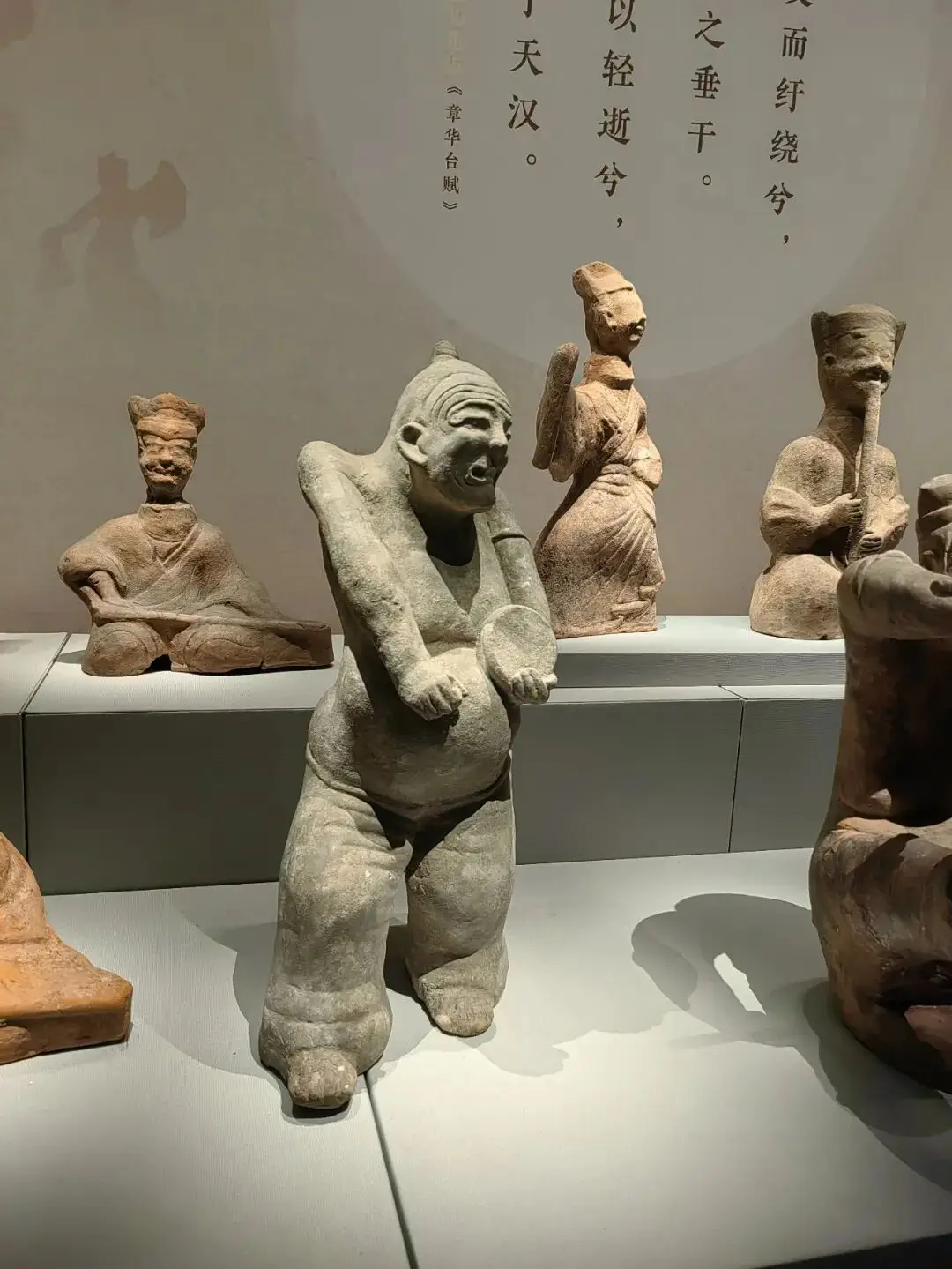 成都游之二：古陶俑爱微笑与微笑四川人 | 徐景洲_成都游之二：古陶俑爱微笑与微笑四川人 | 徐景洲_