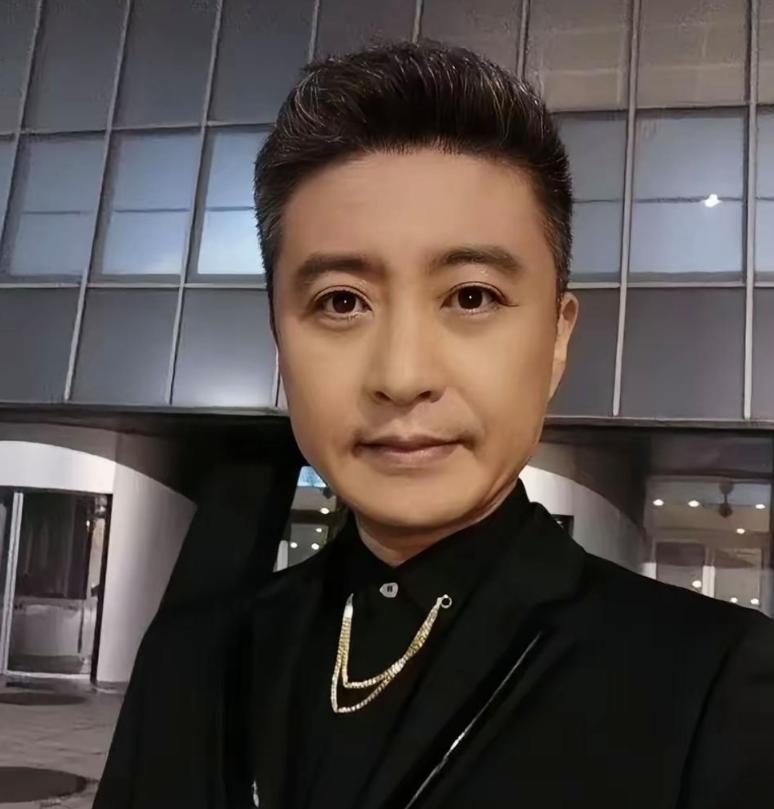 姜昆相声协会会长__姜昆是一个曲艺演员