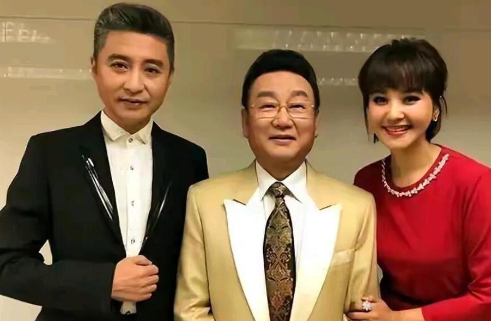 姜昆是一个曲艺演员_姜昆相声协会会长_