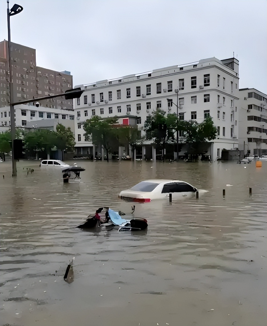 姜昆是一个曲艺演员__姜昆相声协会会长