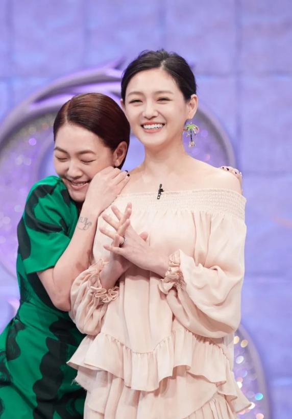 _洗不白了!韩媒曝大S临终细节,小S说谎了,难怪不让玥儿去周年祭_洗不白了!韩媒曝大S临终细节,小S说谎了,难怪不让玥儿去周年祭