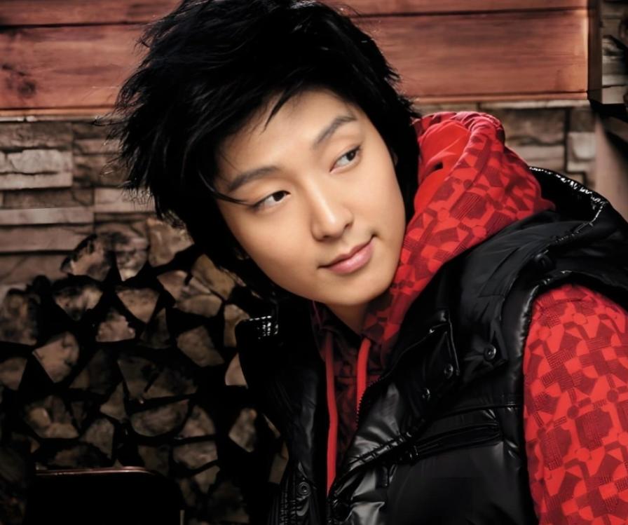 李准基不再隐瞒！坦言43岁不愿结婚真相，原来是为妹妹守身如玉__李准基不再隐瞒！坦言43岁不愿结婚真相，原来是为妹妹守身如玉