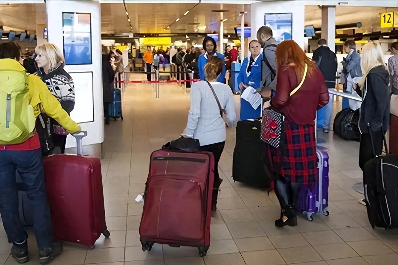 _国外托运重量限制_国外托运行李超重标准