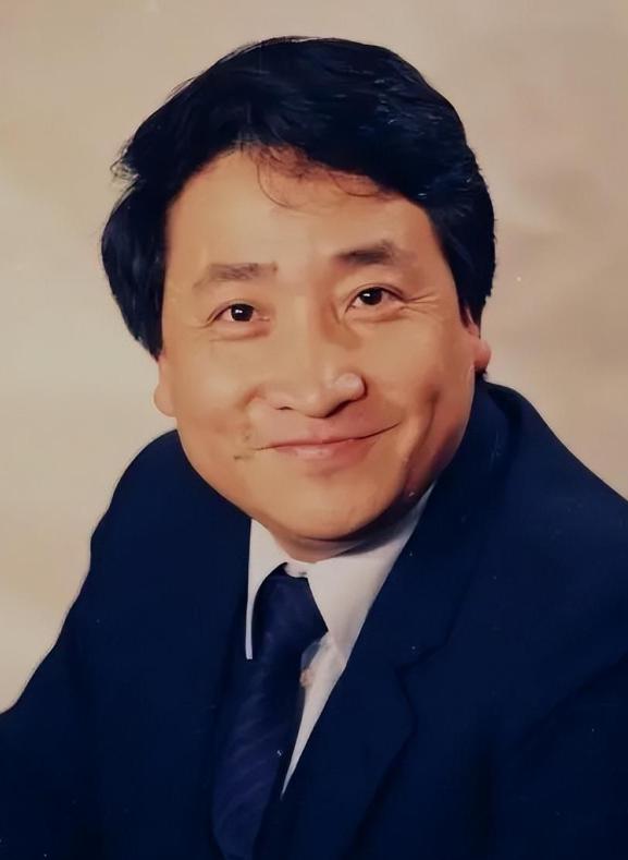 _姜昆孩子_姜昆领养儿子