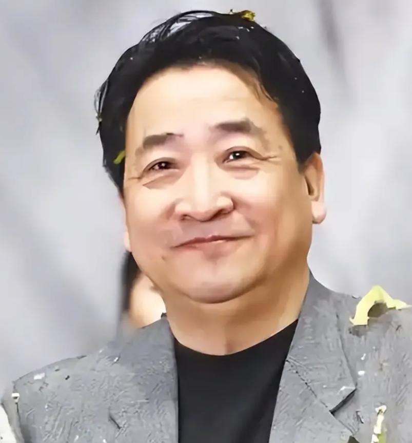 _姜昆孩子_姜昆领养儿子