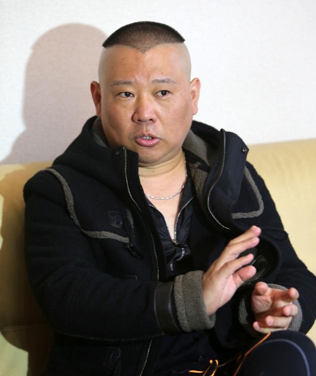 _姜昆孩子_姜昆领养儿子