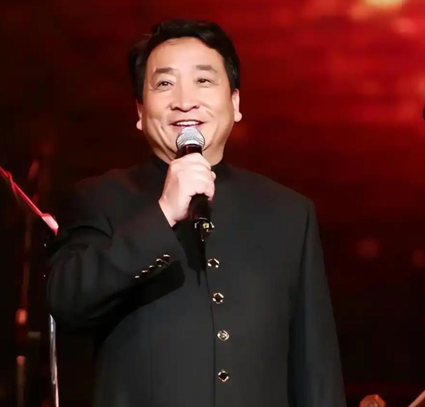 _姜昆孩子_姜昆领养儿子