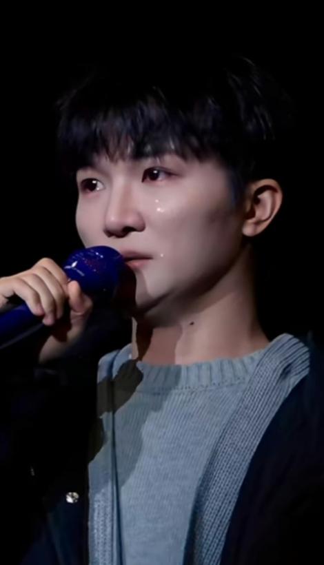 _富坚勇树恐走田卧勇太老路_韩红刘德华点评大衣哥是哪期